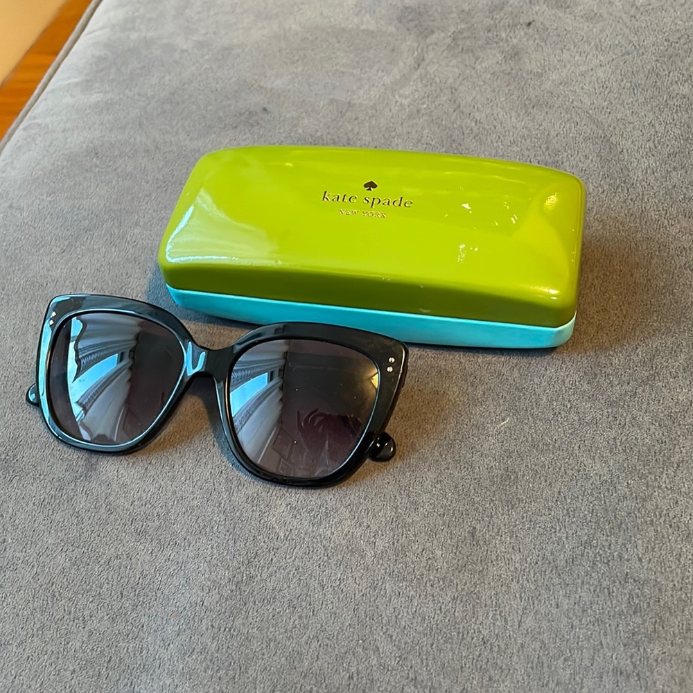 Kate Spade Black sunglasses with hard case